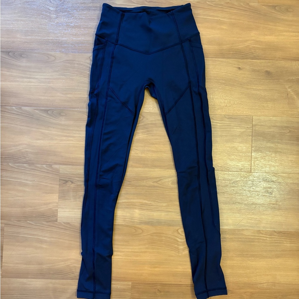 Lululemon Navy Blue High-Waisted Leggings size 4